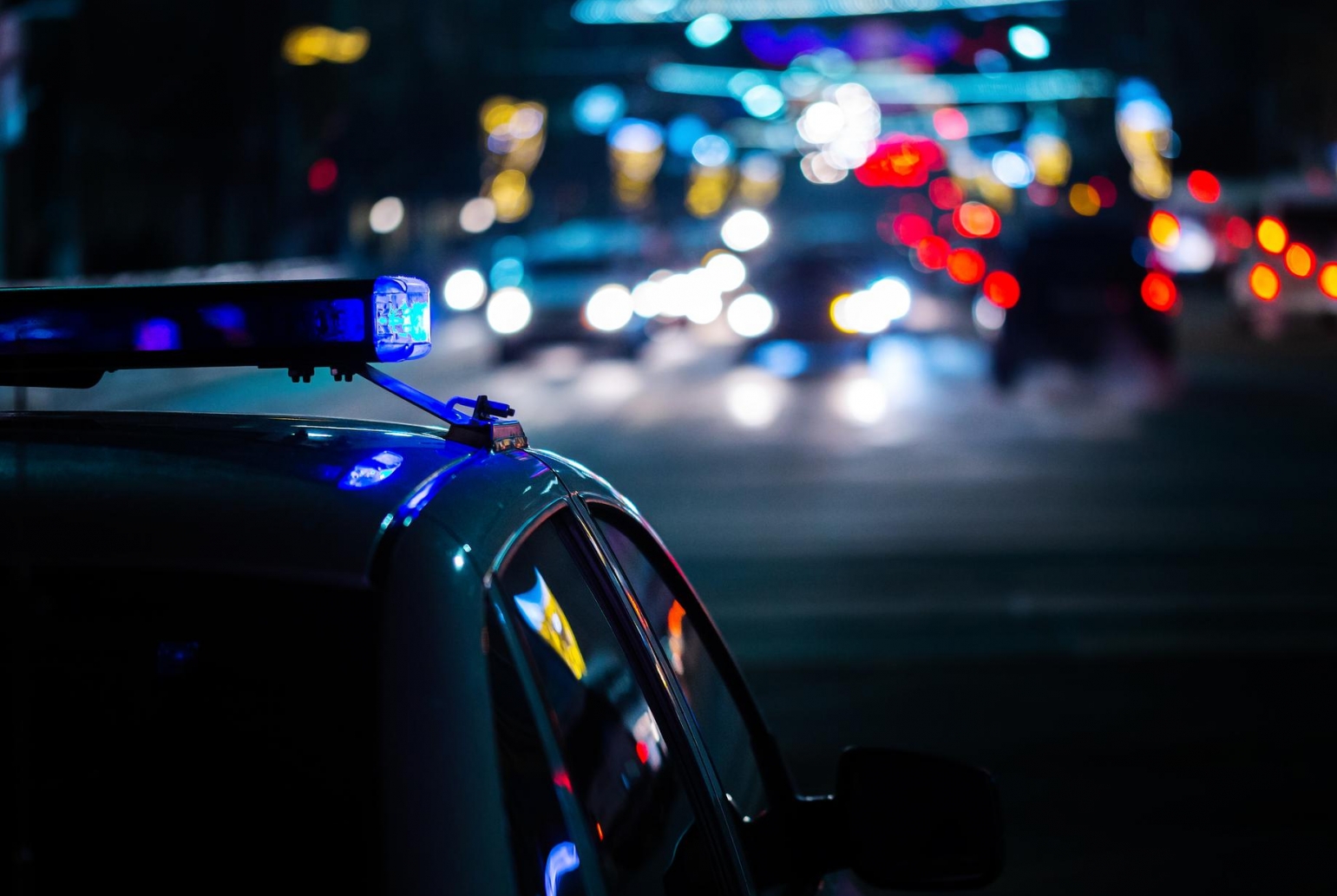 Wypadek drogowy na drodze krajowej nr 50: ciężarówka zderza się z dwoma samochodami osobowymi