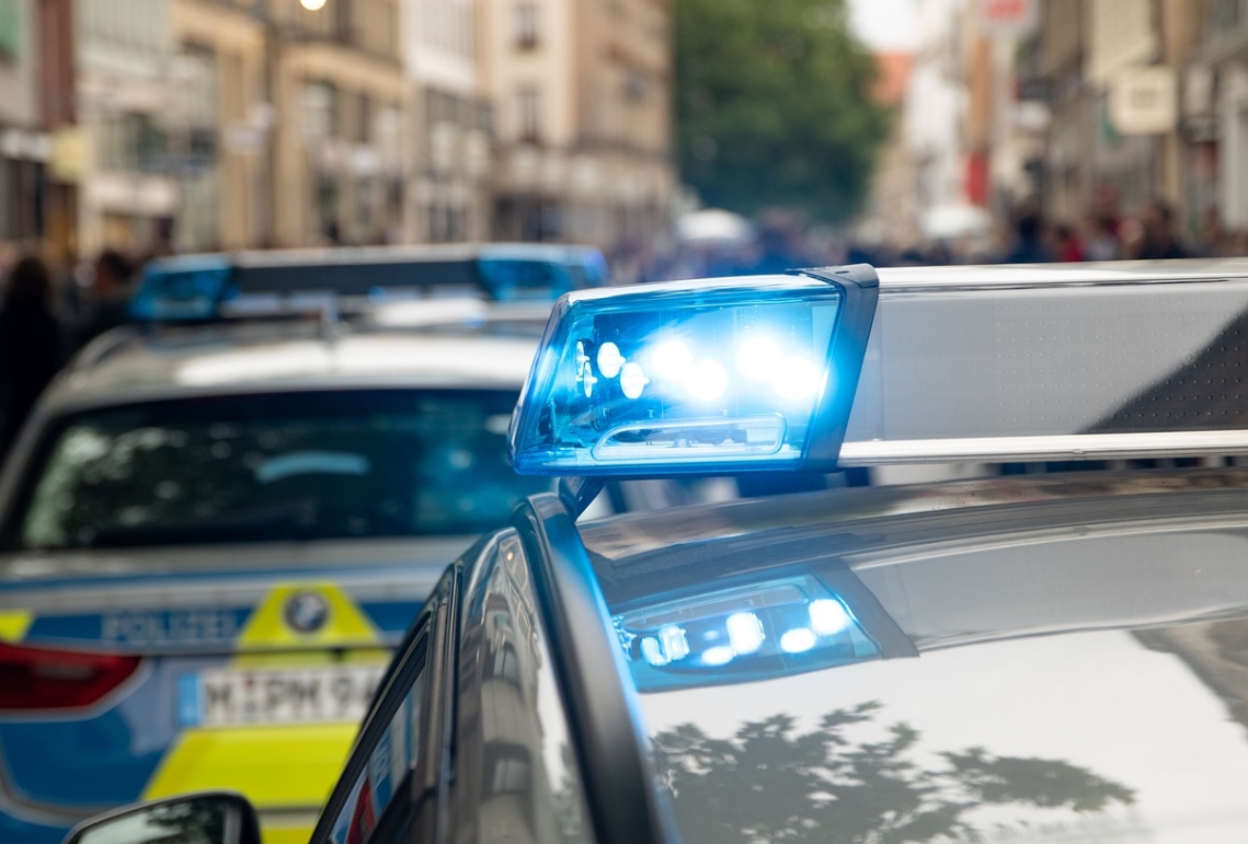 Wstrząsające wydarzenie w Płocku: śmiertelny upadek mężczyzny z dziesiątego piętra wieżowca