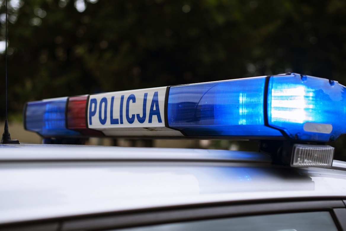 Wydarzenie z 2023 r. pod Sarnową Górą – śmigłowiec policji uszkodził linię energetyczną, a teraz biegły ocenił zasady bezpieczeństwa